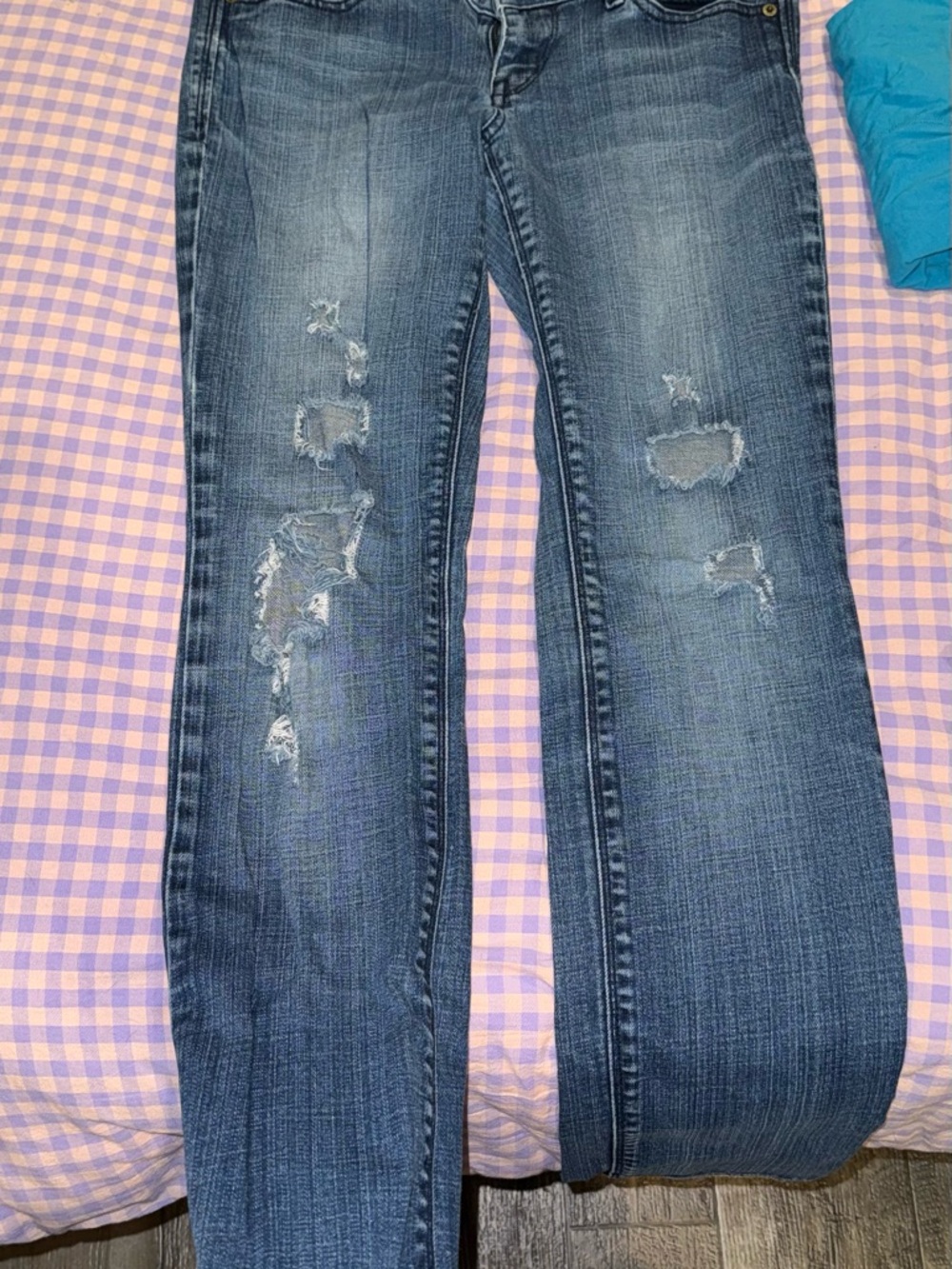 Straight-Leg Distressed Blue Jeans for Women